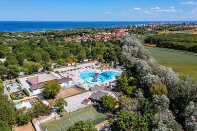 Club del Sole Adriano Family Collection