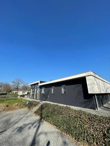 Pavilion Sauna 8