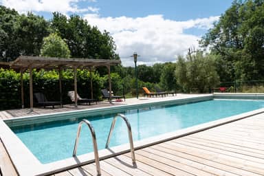Flower Camping Le Val Vert en Berry