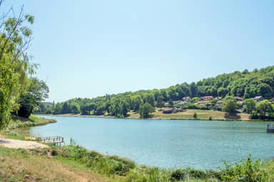 Camping du Lac de Roybon Onlycamp