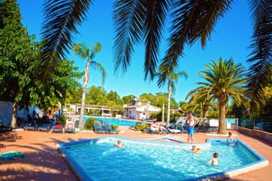 Camping Les Pêcheurs