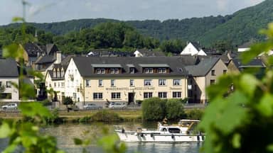 Hotel zum Moselstrand