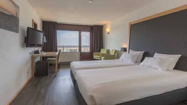 Leonardo Hotel IJmuiden Seaport Beach
