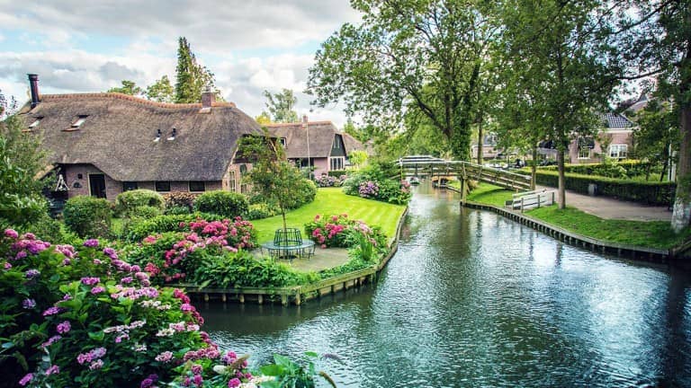 Giethoorn Old Art Hotel