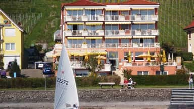 See Hotel Off