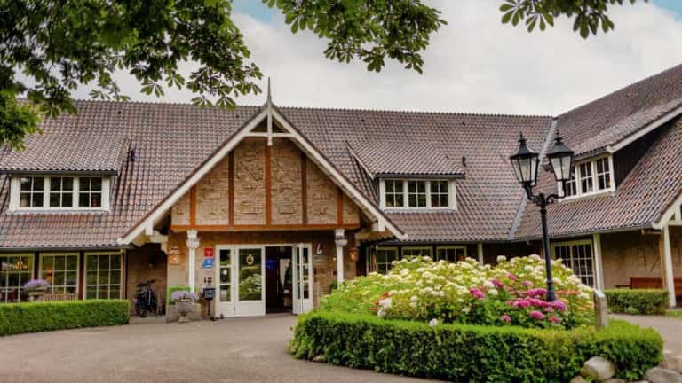 Landhuishotel en Restaurant De Bloemenbeek