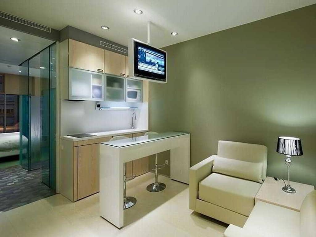 Ako Suite