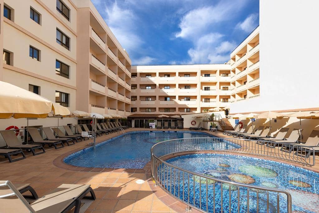 Invisa La Cala