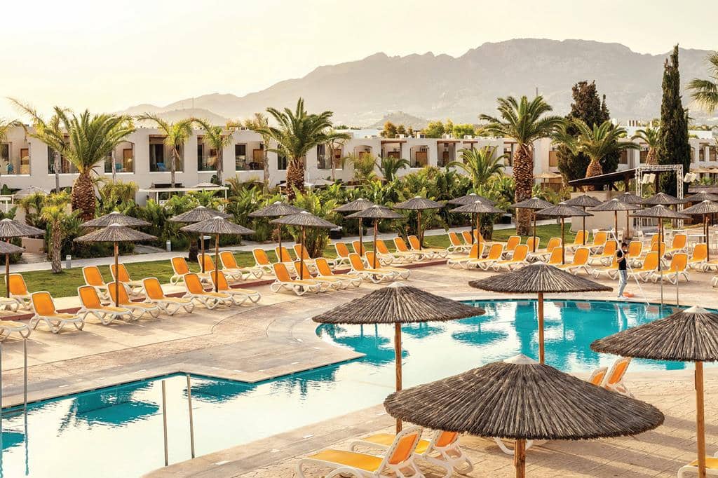 Akti Coast Club