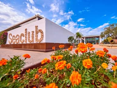 Sea Club Resort