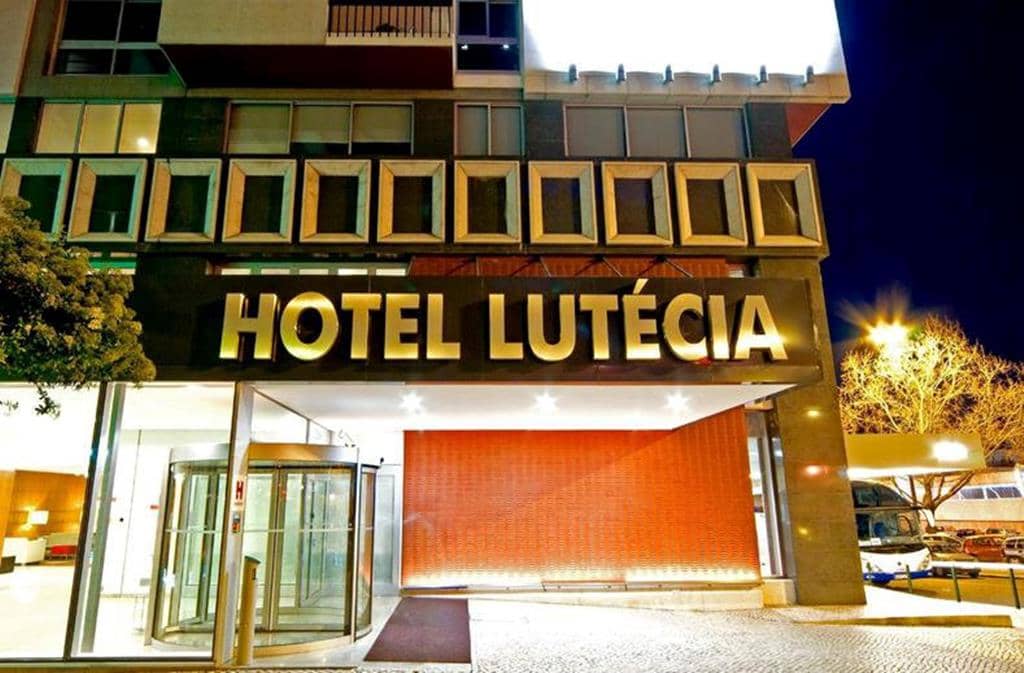 LUTECIA Smart Design Hotel SuperHalfs