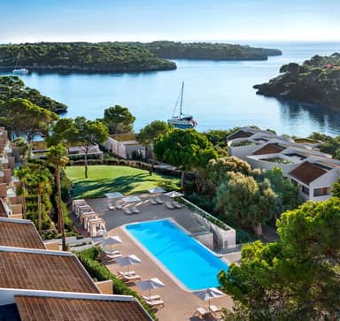 Ikos Porto Petro