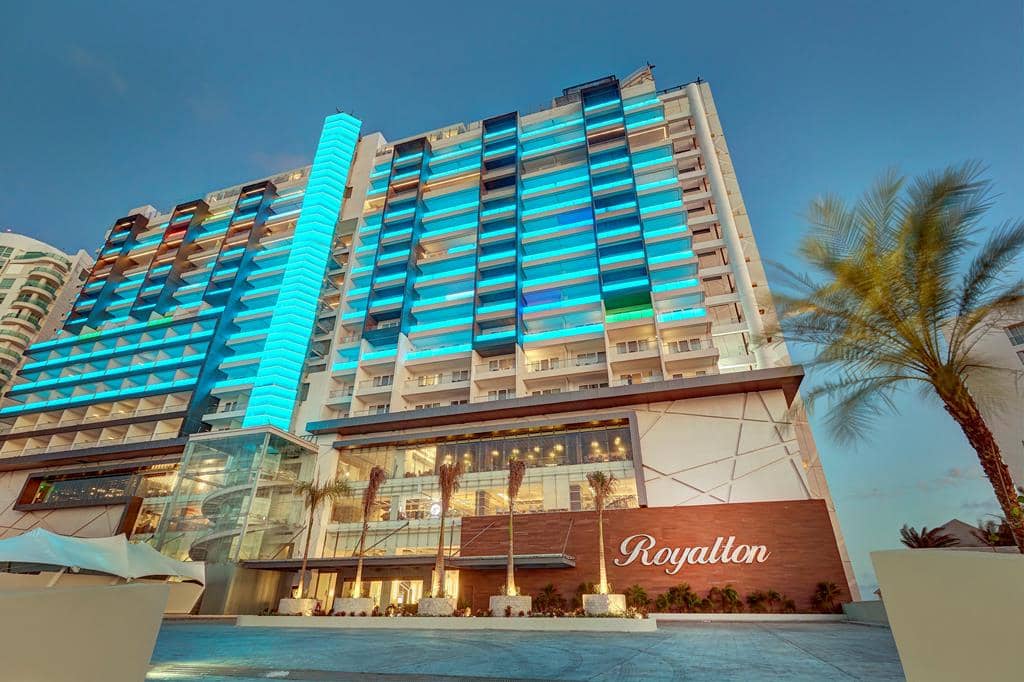 Royalton CHIC Suites Cancun Resort & Spa