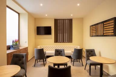 SH Suite Palace