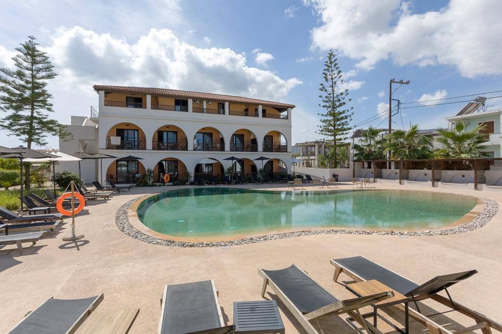Serenity Luxury Hotel Agrilia