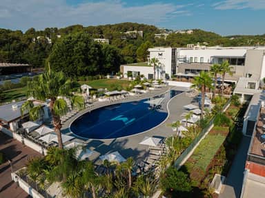 Mouratoglou Resort