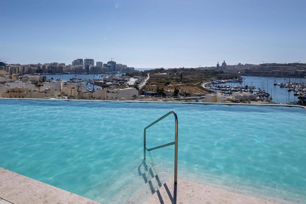 Grands Suites Hotel Residences & Spa