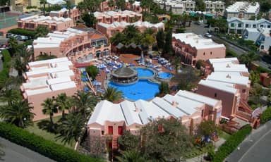 Turbo Club Apartments
