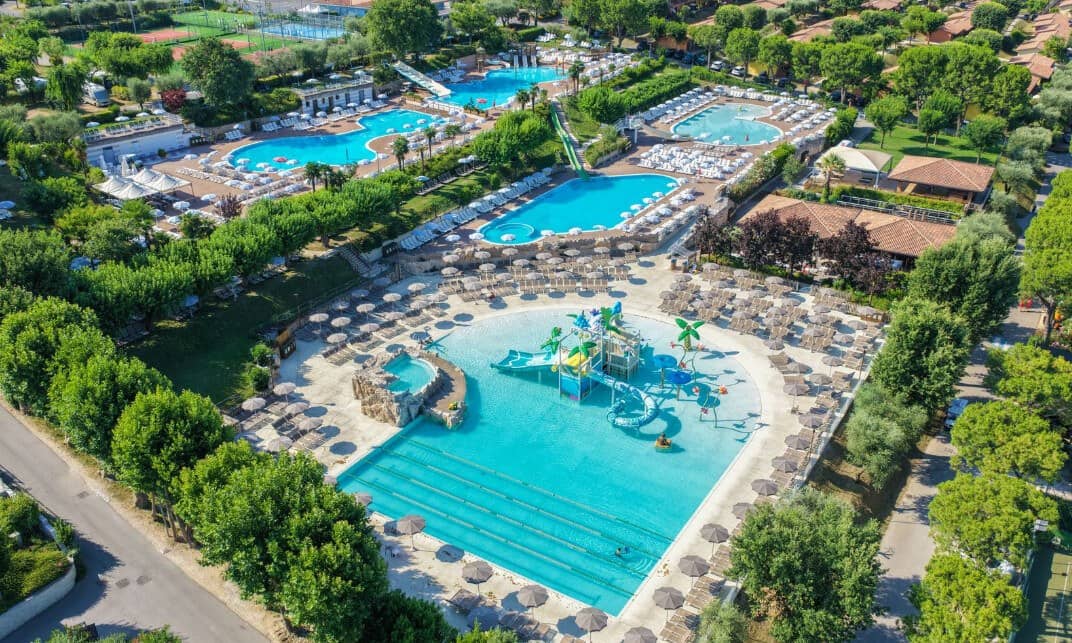 Camping Piani Di Clodia