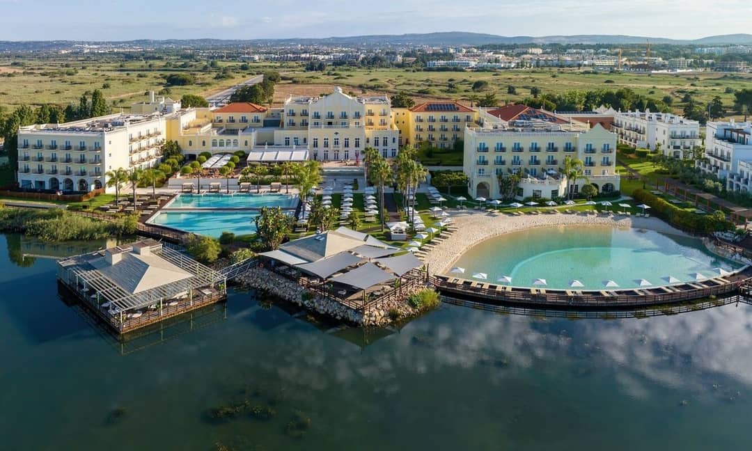 Resort Hotel Domes Lake Algarve