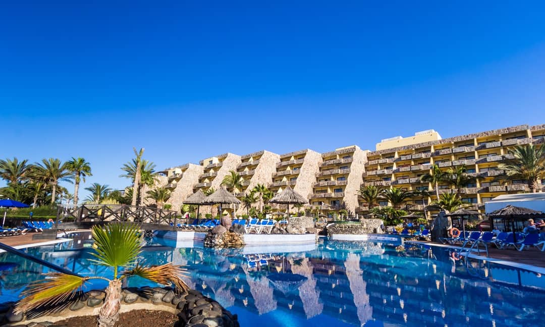 Hotel Bluebay Beach Club