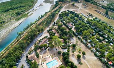 Camping Les Rives Du Luberon