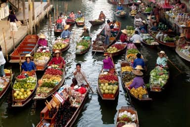 Drijvende markt en Wat Bang Kung tempel