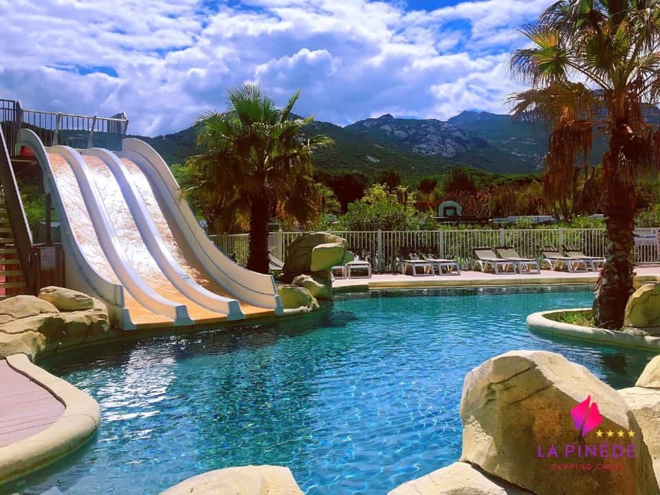 Camping La Pinède