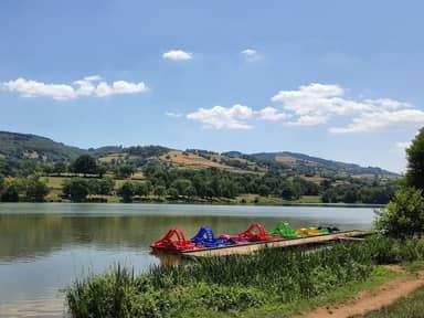 Flower Camping Lac de Saint-Point Lamartine en Bourgogne