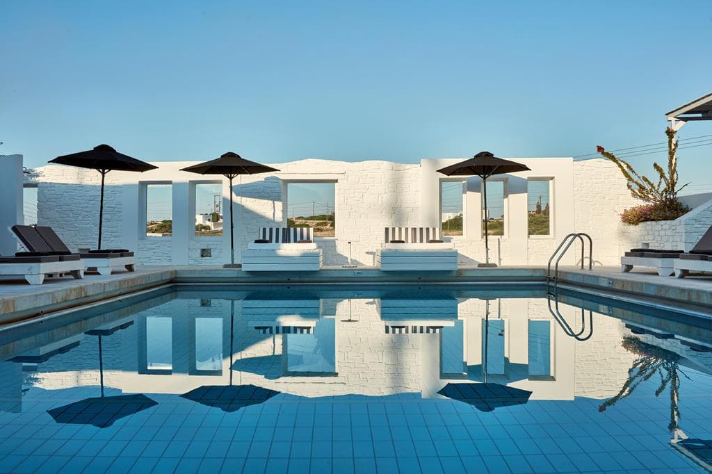 Mr & Mrs White Paros Suites & More
