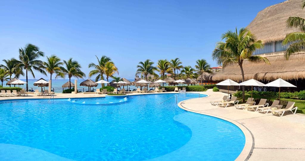Catalonia Yucatan Beach