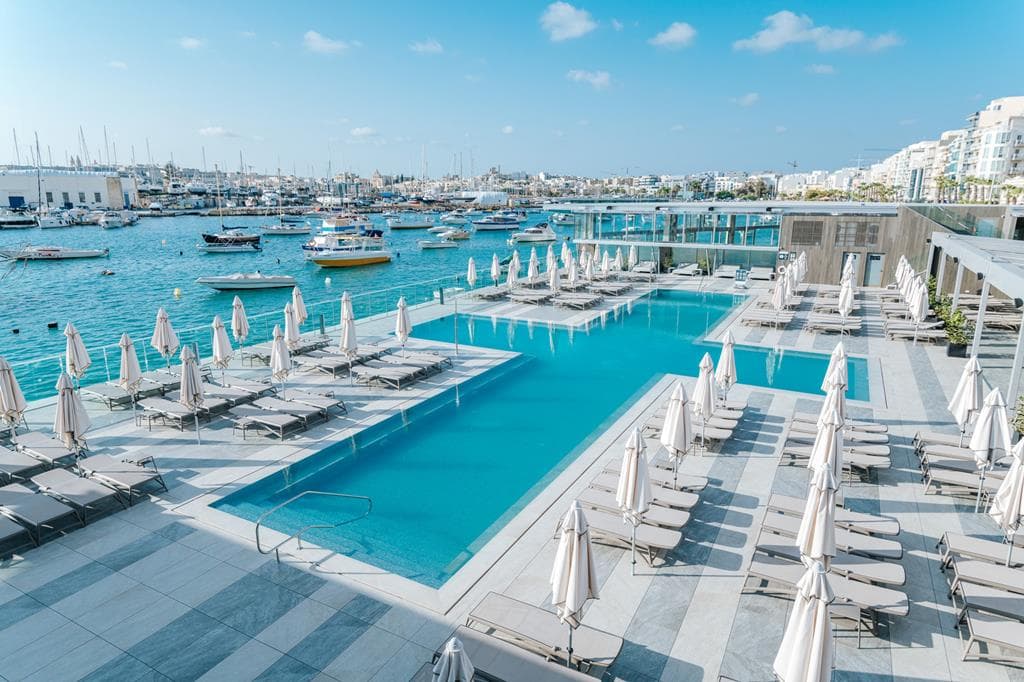 Azur Hotel by ST Hotels