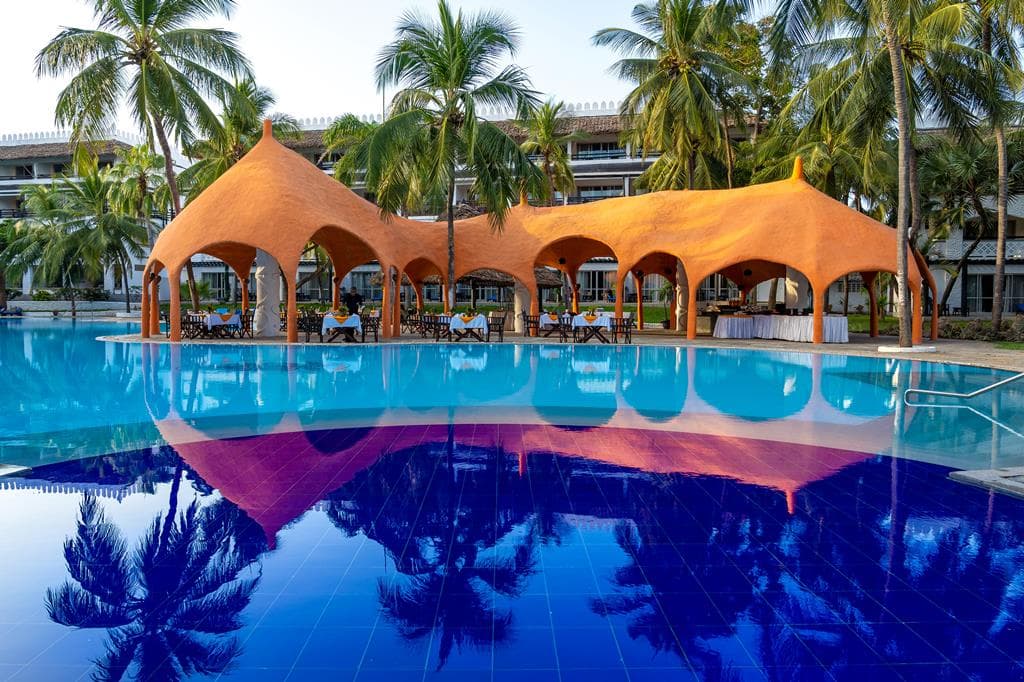 Southern Palms Beach Resort