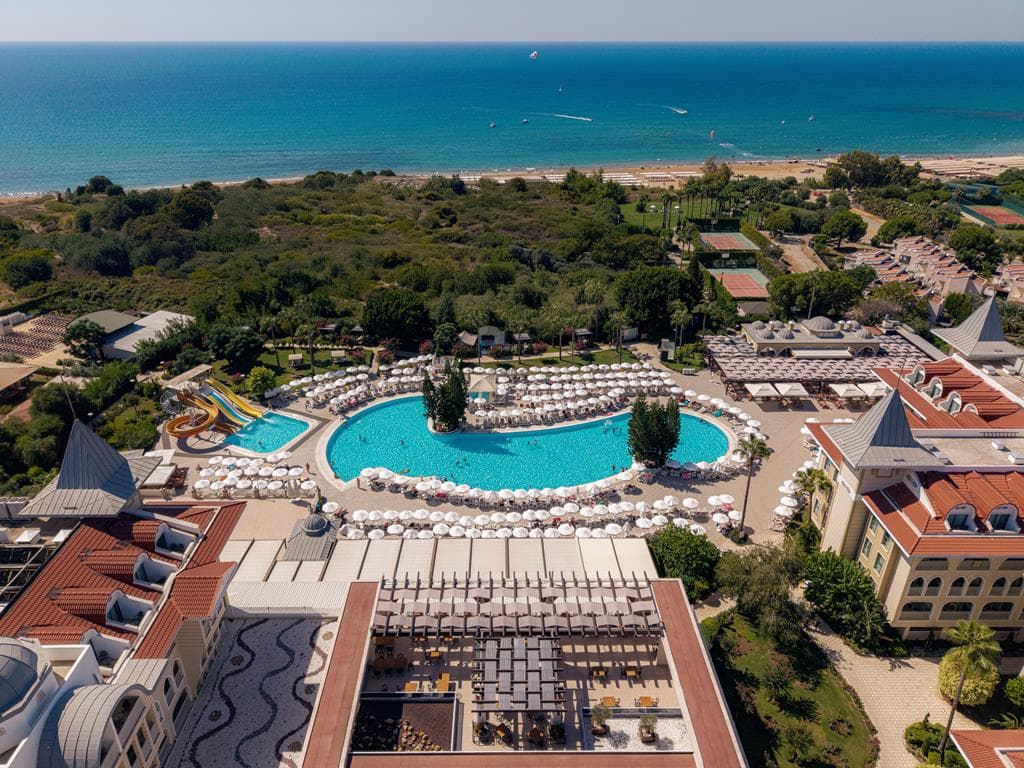 Side Star Resort
