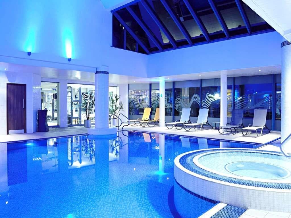 Novotel Cardiff Centre SuperHalfs