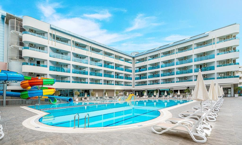 Avena Resort & Spa Hotel