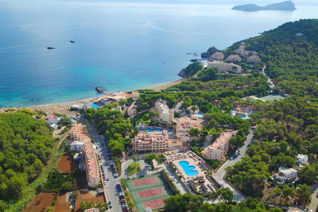 Invisa Figueral Resort Cala Blanca