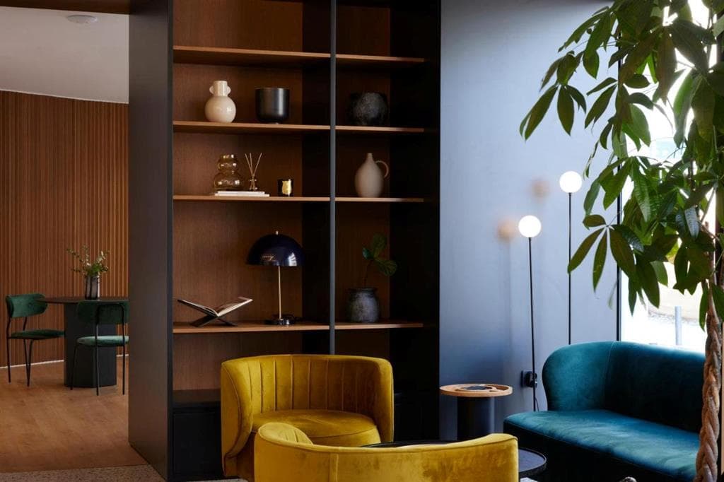 Noa Premium Stay
