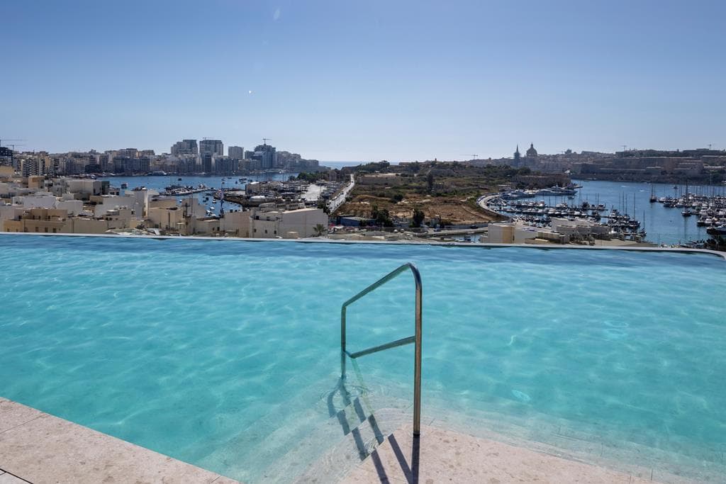 Grands Suites Hotel Residences & Spa