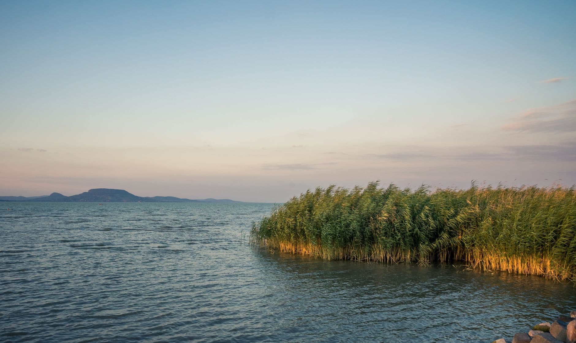 Kamperen aan het Balatonmeer: zon, water en Hongaarse charme