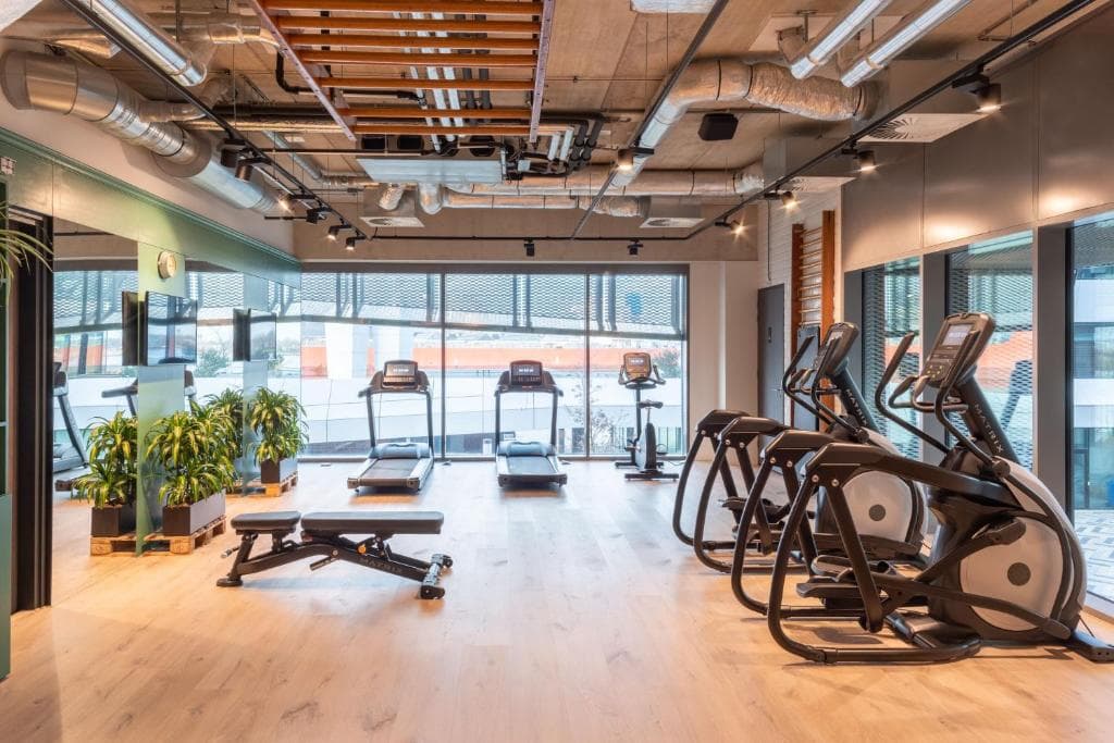 Moxy Amsterdam Houthavens: jouw creatieve uitvalsbasis in Amsterdam