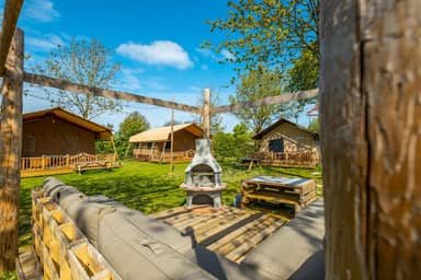 Lodgetent 2