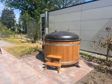 L-Cube Hottub 6