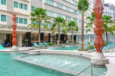 Novotel Living Bangkok Sukhumvit Legacy