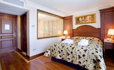 GLK PREMIER Regency Suites en Spa