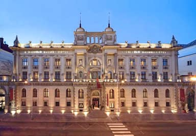 NH Collection Prague Carlo IV