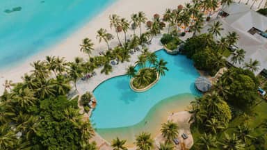 Villa Park Sun Island