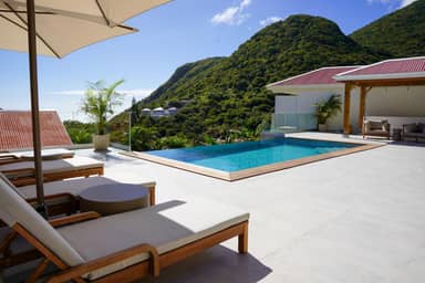 Scenery hotel Saba