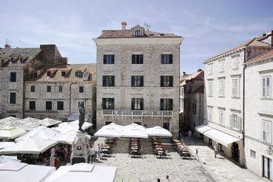 Pucic Palace