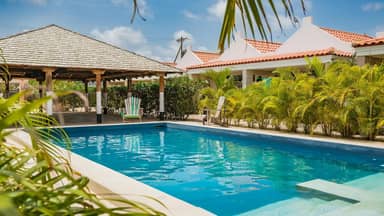 Kura Kabana Resort